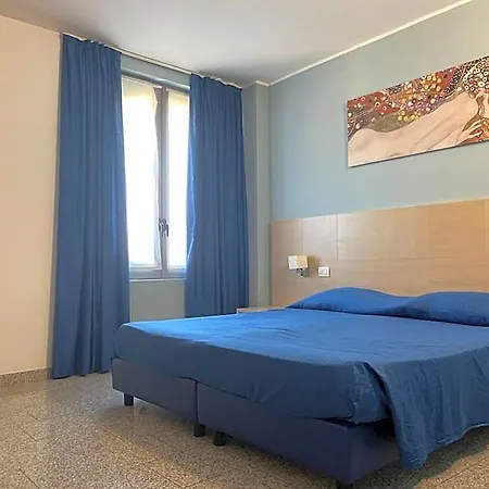 Santa Giulia 3*